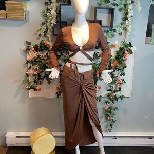Micas Coffee Long Sleeve Crop Top & Twisted Asymmetric Skirt Set Size M Ref I006